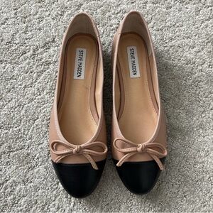 Cap toe flats